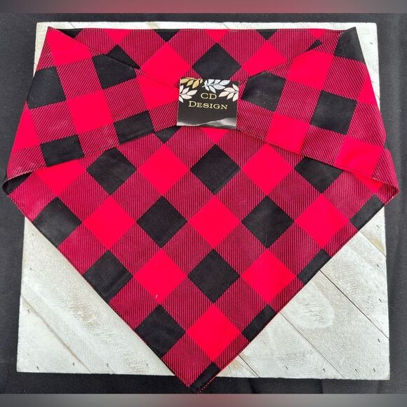 Black and red buffalo check bandana size large - Picture 2 of 3